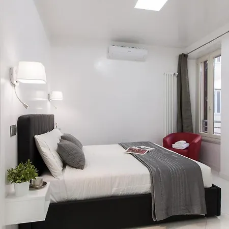 Apartament Piazza Venezia White *